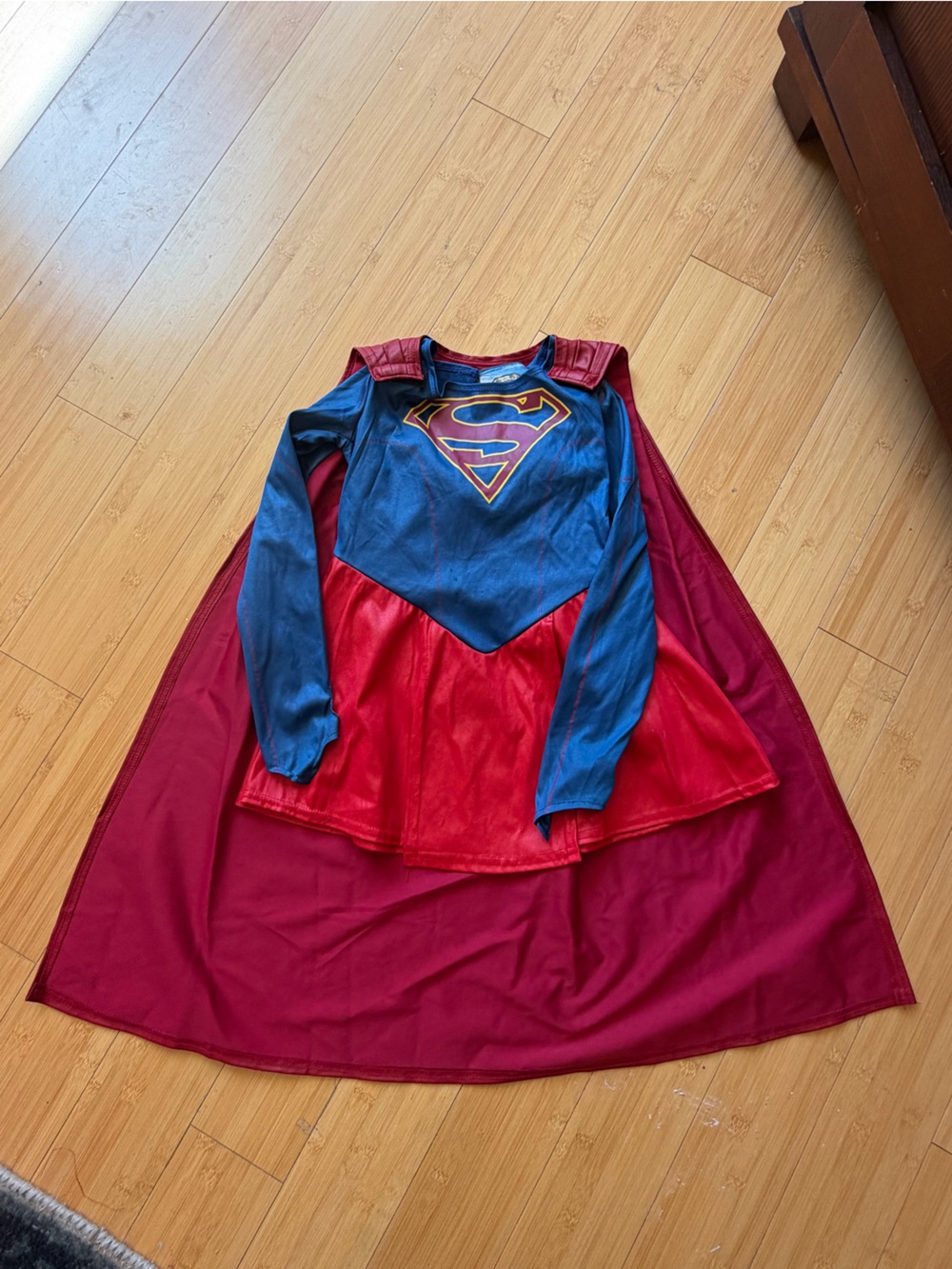 DC Comics Supergirl Kids Halloween Costumewith Cape - Blue and Red